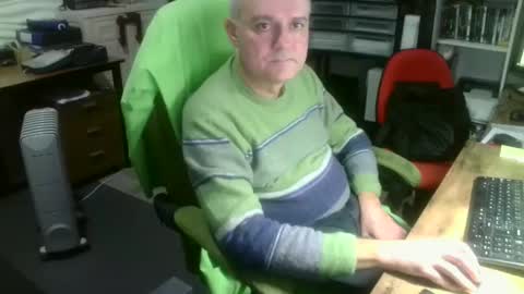 Snapshot of ernello chatting on September 30, 2025, 1:05 pm ernello online show from September 30, 2025, 1:05 pm