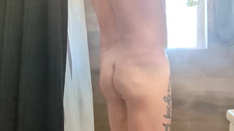 Hmmmhmmmm online show from February 1, 2026, 6:50 pm