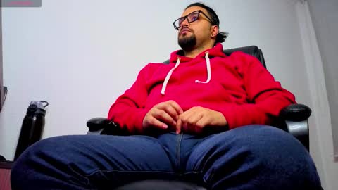 ernesto rodriguez 82 online show from February 25, 2026, 2:21 am