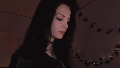 erohaze online show from November 28, 2025, 1:58 pm