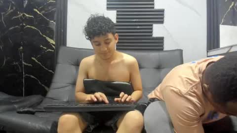 Snapshot of eros_fang chatting on March 21, 2026, 9:36 am eros_fang online show from March 21, 2026, 9:36 am
