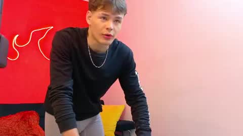 Snapshot of eros_steel chatting on July 14, 2026, 4:06 am Eros online show from July 14, 2026, 4:06 am