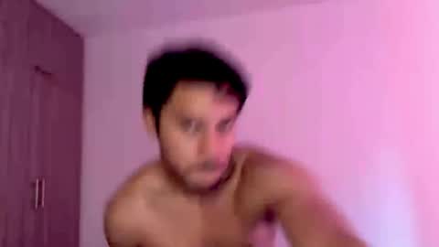 Snapshot of erosdominant_ chatting on April 21, 2026, 7:39 pm erosdominant_ online show from April 21, 2026, 7:39 pm