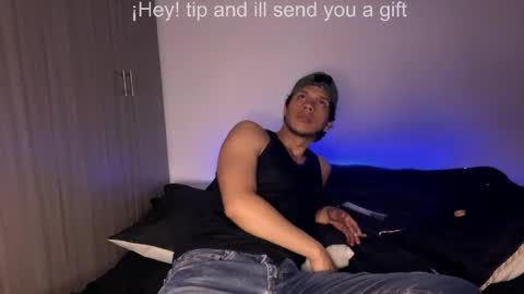 Snapshot of erosdominant_ chatting on May 1, 2026, 11:42 pm erosdominant_ online show from May 1, 2026, 11:42 pm