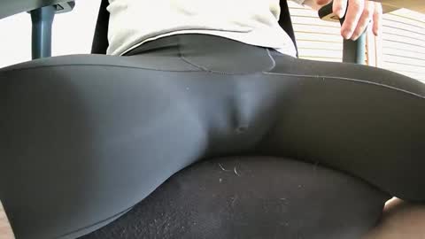 Eroskatt online show from March 26, 2026, 6:35 pm