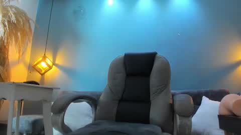 Eross online show from February 17, 2026, 12:23 pm