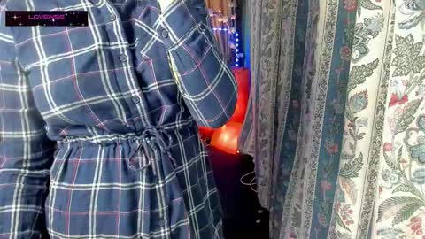 Eve online show from October 16, 2025, 3:57 pm