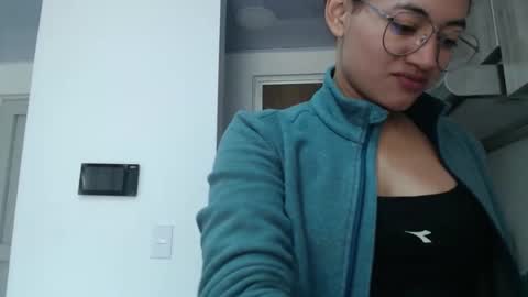 erotic_fusion_ online show from November 1, 2025, 2:52 pm