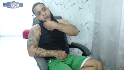 Snapshot of eroticoblack chatting on May 22, 2026, 5:47 am Eroticoblack online show from May 22, 2026, 5:47 am