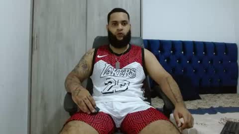 Snapshot of eroticoblack chatting on August 4, 2026, 3:32 am Eroticoblack online show from August 4, 2026, 3:32 am