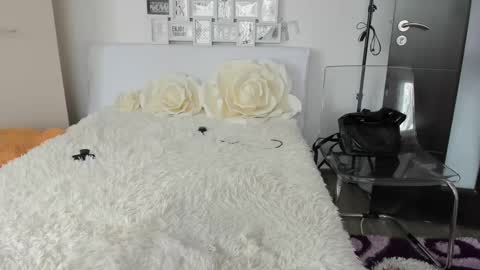 eroticsensualkitty4u online show from March 11, 2025, 11:33 am