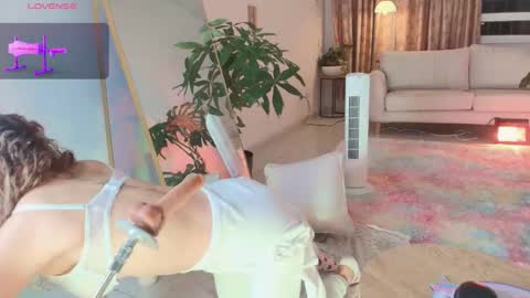 TINY  online show from September 23, 2025, 2:36 am