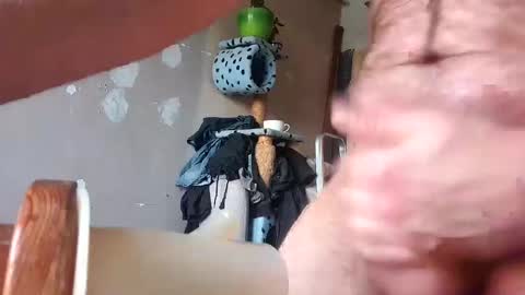 Snapshot of erozet89 chatting on February 15, 2025, 6:02 am erozet89 online show from February 15, 2025, 6:02 am