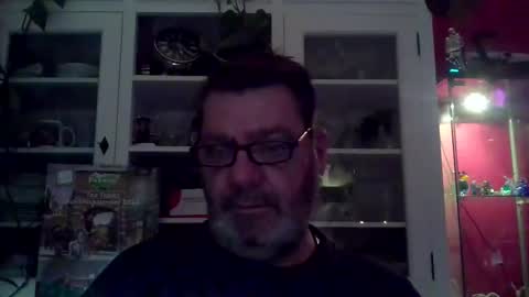 Snapshot of erwin1966 chatting on January 4, 2025, 11:59 pm Erwins room welcome sound on online show from January 4, 2025, 11:59 pm