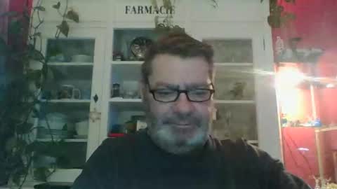 Snapshot of erwin1966 chatting on January 9, 2025, 2:11 am Erwins room welcome sound on online show from January 9, 2025, 2:11 am