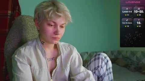 esajukyy online show from December 30, 2024, 9:59 am