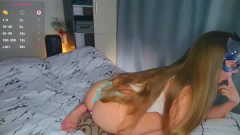 Esenia online show from September 17, 2025, 6:09 pm