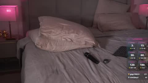 Eseniya online show from October 25, 2025, 5:37 am