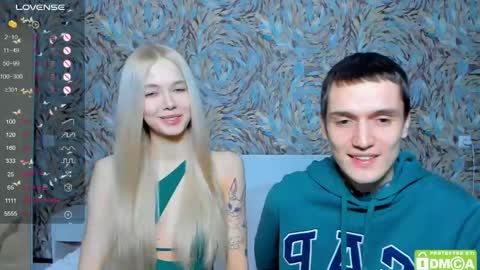 Snapshot of eshcka chatting on May 2, 2026, 7:57 am Megan and Brad online show from May 2, 2026, 7:57 am