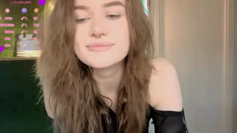 EshleGreen online show from April 12, 2026, 7:19 pm