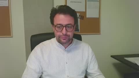 esibizionista 91 online show from March 6, 2025, 4:38 pm