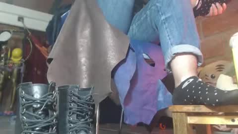 Eskela911 online show from February 25, 2026, 4:00 am