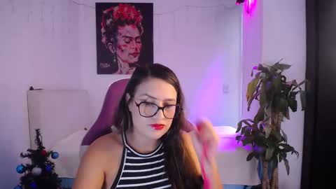 Snapshot of esmeralda098 chatting on November 30, 2025, 6:56 pm Esmeralda online show from November 30, 2025, 6:56 pm