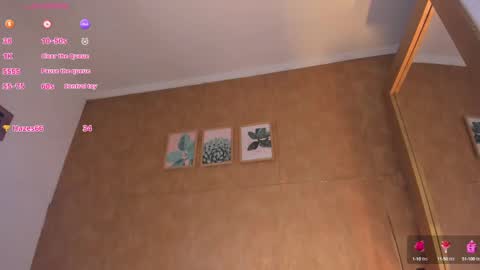 Esmeralda G online show from March 7, 2025, 10:43 pm