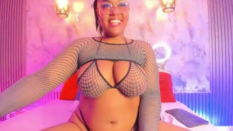 esmeralda online show from January 22, 2025, 9:02 am