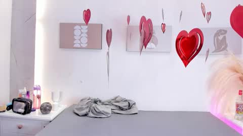 esmeralda online show from February 15, 2026, 7:51 am