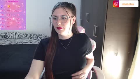 Snapshot of espagamer5 chatting on December 15, 2024, 8:47 pm Xbebetax online show from December 15, 2024, 8:47 pm