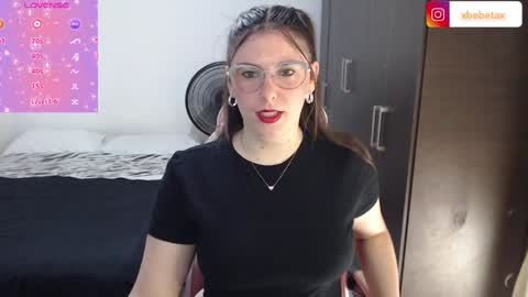 Snapshot of espagamer5 chatting on January 24, 2025, 6:04 pm Xbebetax online show from January 24, 2025, 6:04 pm