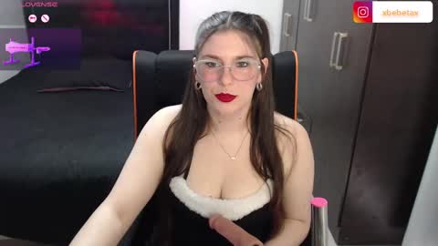 Snapshot of espagamer5 chatting on November 3, 2025, 9:05 pm Xbebetax online show from November 3, 2025, 9:05 pm