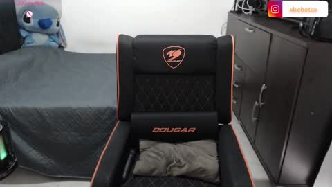 Snapshot of espagamer5 chatting on November 20, 2025, 8:41 pm Xbebetax online show from November 20, 2025, 8:41 pm