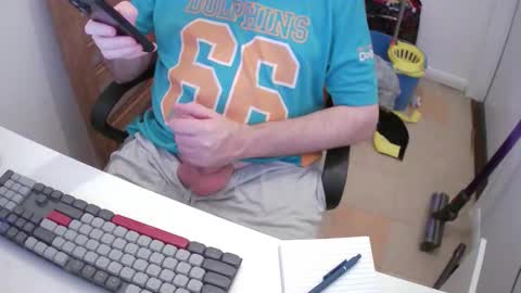 Morph online show from November 13, 2025, 9:25 pm