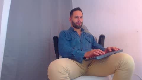 esteban online show from January 2, 2025, 10:55 pm