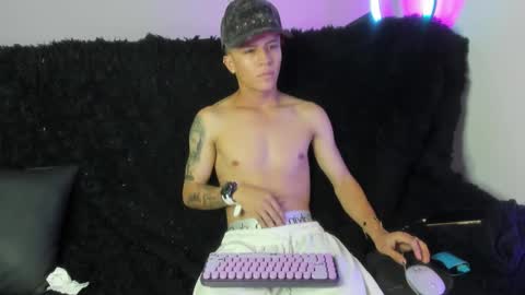 Snapshot of esteban__777 chatting on February 12, 2026, 3:01 am esteban__777 online show from February 12, 2026, 3:01 am