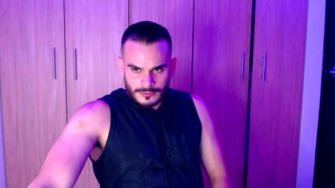 Esteban Fernandez online show from February 2, 2025, 5:32 am