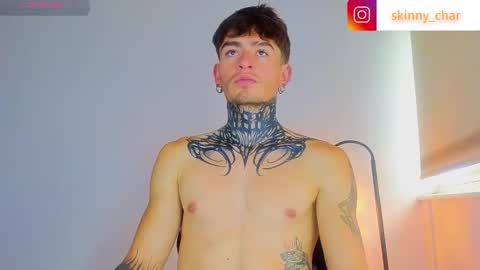 Esteban independent model online show from October 17, 2025, 5:26 pm