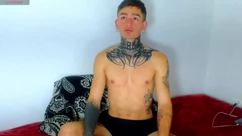 Esteban independent model online show from April 25, 2026, 7:33 am
