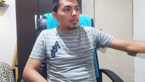 Esteban online show from December 8, 2024, 10:03 pm