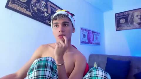 Esteban online show from December 24, 2024, 12:22 pm