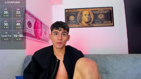 Esteban online show from December 28, 2024, 6:18 pm