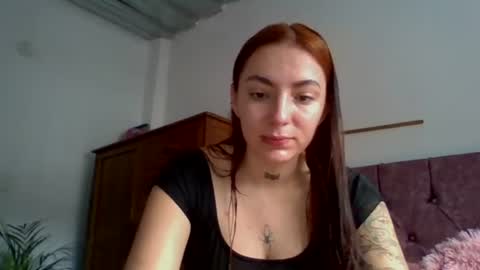 Snapshot of estefa1 chatting on July 5, 2026, 10:28 pm estefa1 online show from July 5, 2026, 10:28 pm