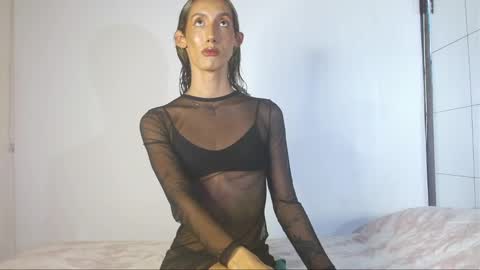 Snapshot of estefa_g chatting on January 3, 2025, 10:51 pm Estefa G online show from January 3, 2025, 10:51 pm