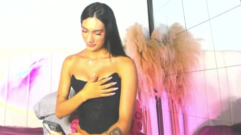 Snapshot of estefa_g chatting on April 9, 2026, 3:28 am Estefa G online show from April 9, 2026, 3:28 am