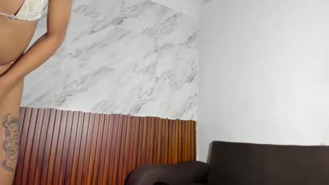estefani robles online show from May 29, 2026, 10:08 pm