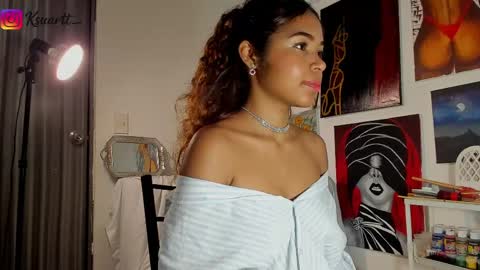 Snapshot of estefy_arroyo1 chatting on May 5, 2026, 3:03 am estefy_arroyo1 online show from May 5, 2026, 3:03 am