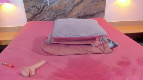 Stefy online show from March 4, 2025, 6:37 am