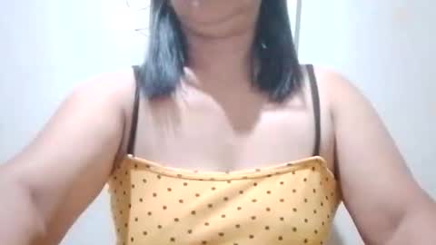 estella_babe online show from April 20, 2026, 7:37 pm